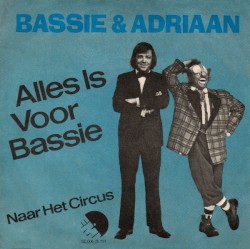 Alles is voor Bassie / Naar het circus