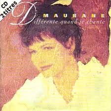 Différente quand je chante