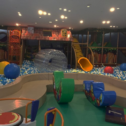 Playtory, Crystal Veranda, Bangkok, Thailand