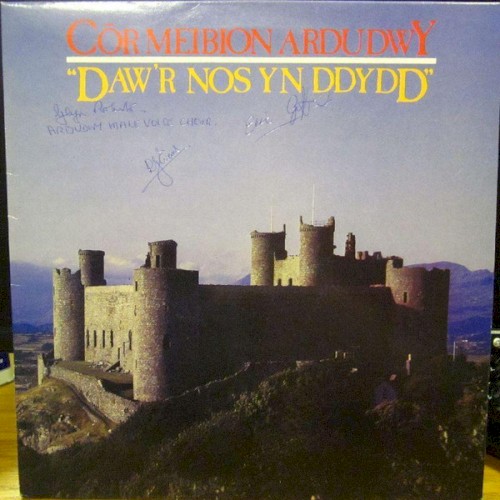 Daw’r Nos Yn Ddydd