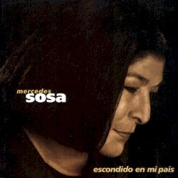 Escondido en mi país