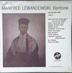 Manfred Lewandowski Sings