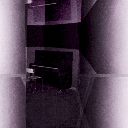 The infinite piano hall