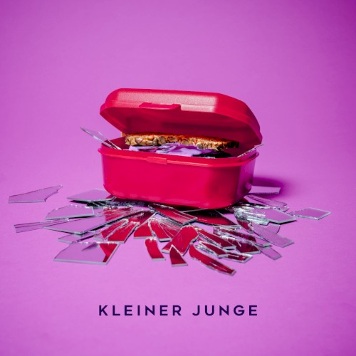 Kleiner Junge