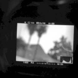 Monochrome Lens