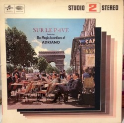 Sur Le Pavé