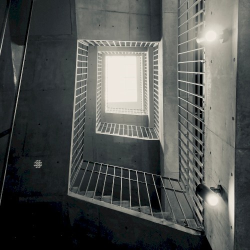 △▼