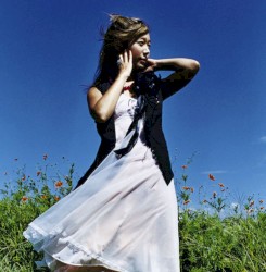 風に乗る船
