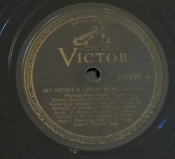 My Honey's Lovin' Arms / Farewell Blues