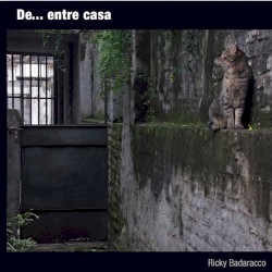 De... entre casa