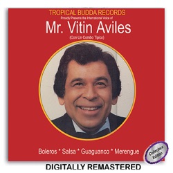 Mr. Vitín Avilés con un combo típico