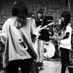 A N D Pre-Release Studio Live Session