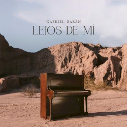 Lejos de mí