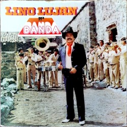 Lino Lujan con banda