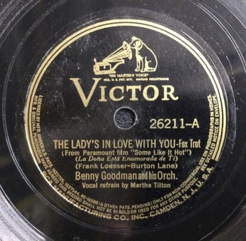 The Lady's in Love With You / Show Your Linen Miss Richardson