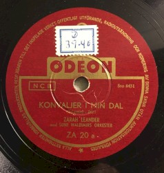 Konvaljer i min dal / Serenata