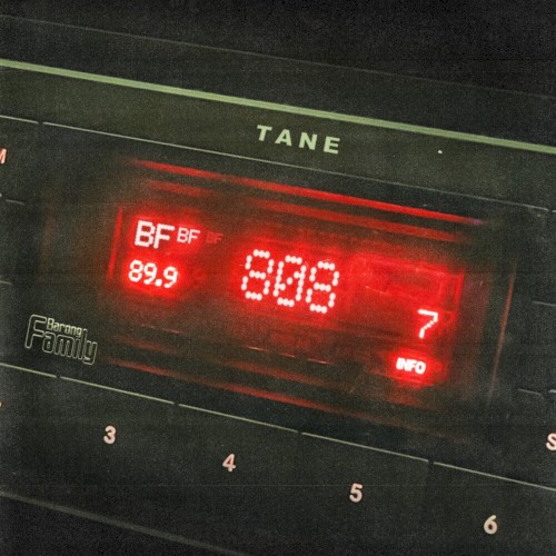 808
