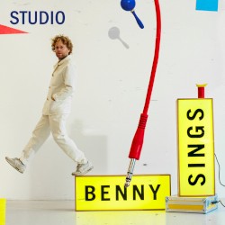 STUDIO