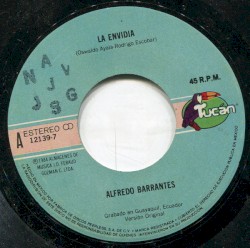 La envidia / Muchacha de las orillas