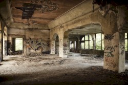 Decaying Mind