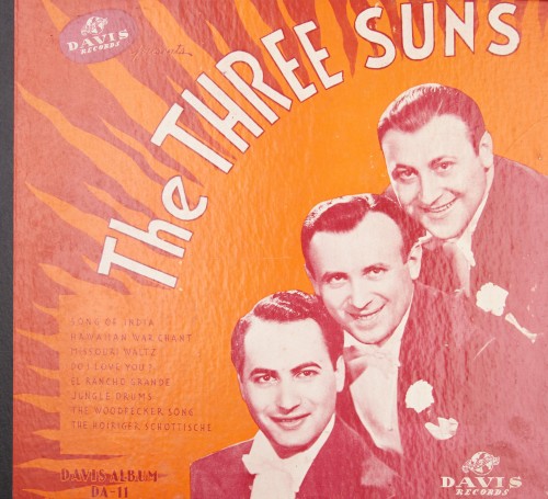 Davis Records Presents The Three Suns