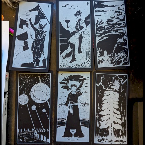 Viral Tarot 24.03