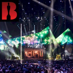 The Sky Is a Neighborhood (live at the BRITs)