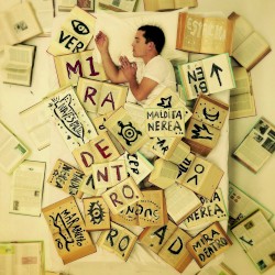 Mira dentro