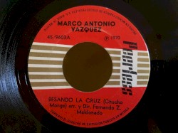 Besando la cruz / Cuando llegaste tú