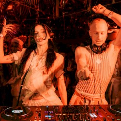 Electro Techno Mix Under the Circus Tent: Griffin Maxwell Brooks b2b sim0ne
