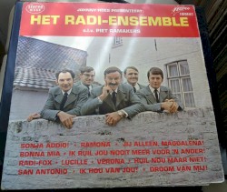 Johnny Hoes presenteert: Het Radi-Ensemble