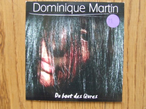 Du bout des lèvres
