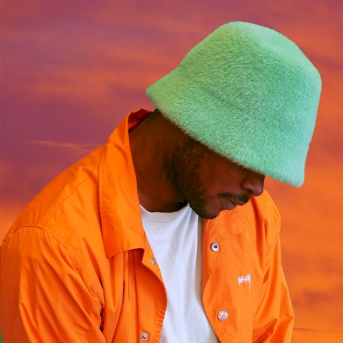 DIFFERENT COLOURS