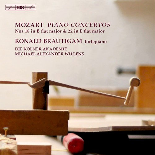 Piano Concertos nos. 18 in B-flat major / 22 in E-flat major