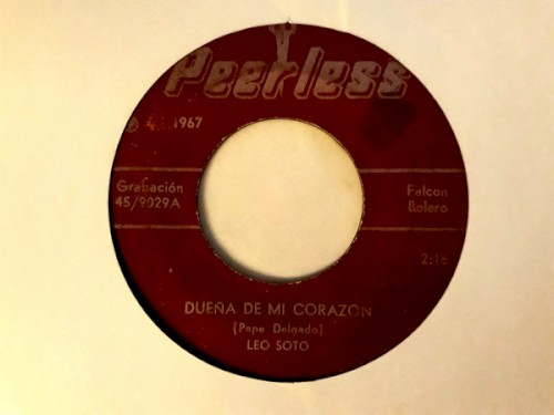 Dueña de mi corazón / Cuatro paredes