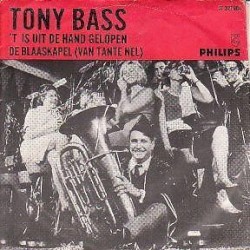 ’t Is uit de hand gelopen / De blaaskapel (van tante Nel)