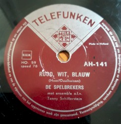 Rood wit blauw / C’est magnifique