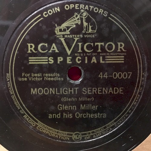 Moonlight Serenade / Moonlight Serenade