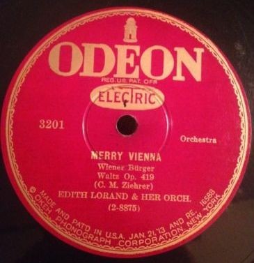 Merry Vienna / Dear Old Munich