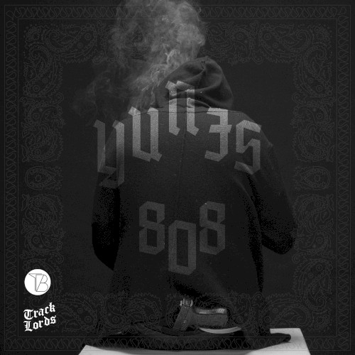 808