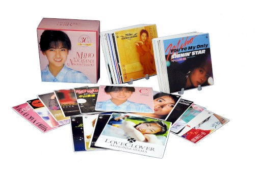 30th Anniversary THE PERFECT SINGLES BOX