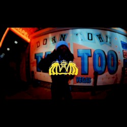 BULLY ONNA MIC