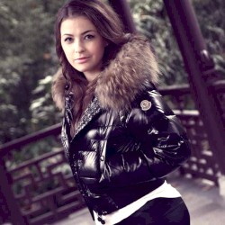 Black Moncler Alpin