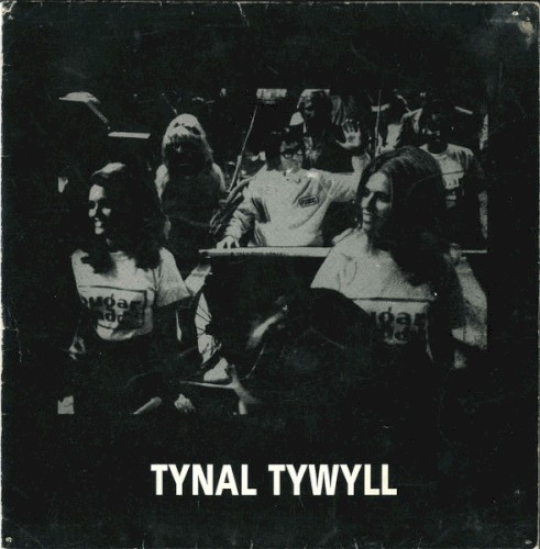 Mae'r Telyn Wedi Torri / Y Gwyliau