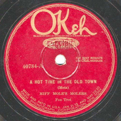 A Hot Time in the Old Town / The Darktown Strutters' Ball