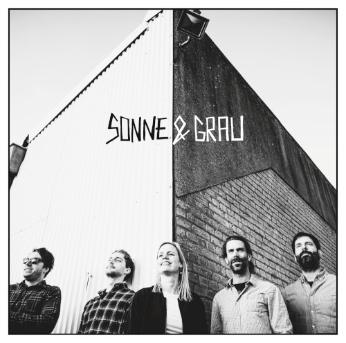 Sonne & Grau