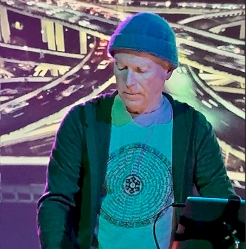 Live at Solar Culture - Crossing Thresholds From the Earth to the Infinite