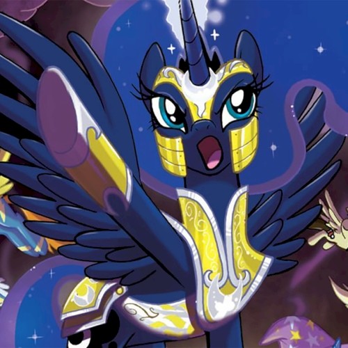 Luna Wants War