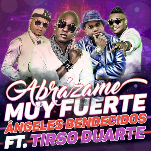 Abrázame muy fuerte
