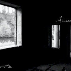 Ausente / Hungerstrike